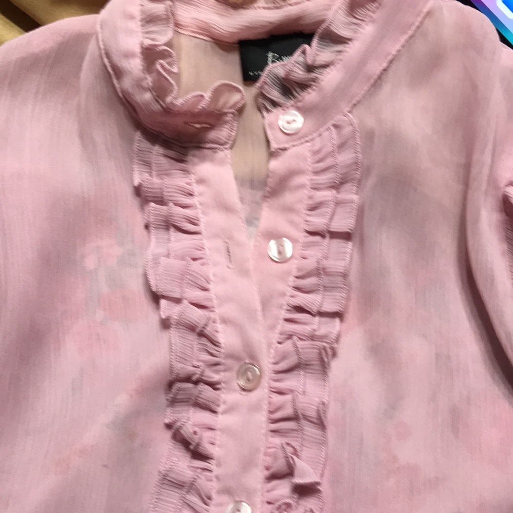 B.wear Ruffles blouse - Picture 5 of 5